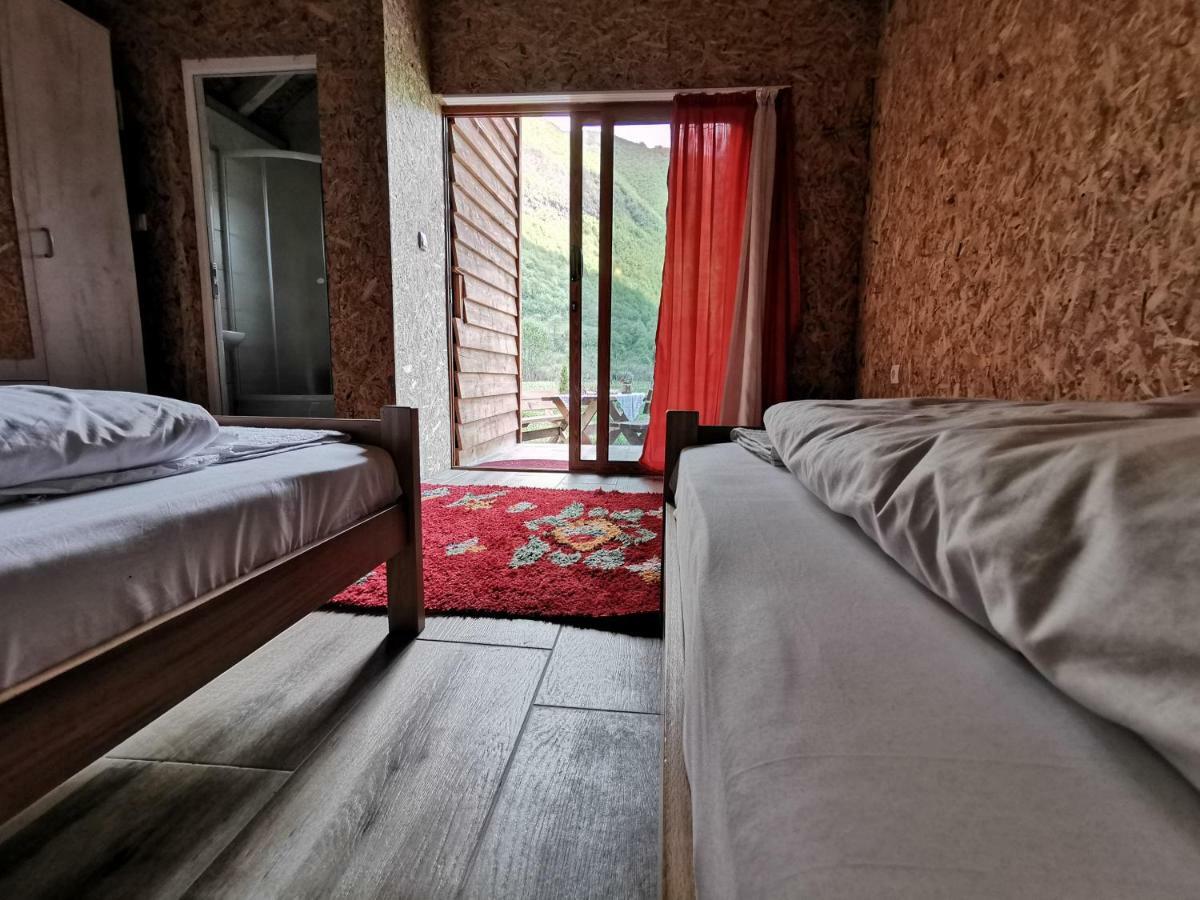 Eko Katun Rosi - Old Tower Hotel Gusinje ภายนอก รูปภาพ
